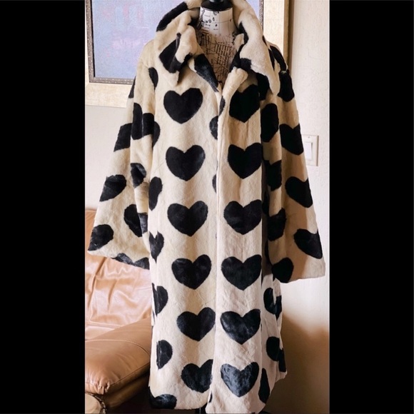NOW IN!!!  Marseille Pari Black Hearts Faux Fur Lux Driving Midi Coat In Honey - Picture 7 of 9